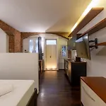 Sforza 57 - Romantic Escape With Jacuzzi Apartment