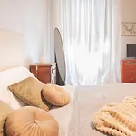 Stayeasy Castello Sforzesco * Milano