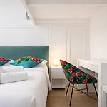 Black Lux 2br In Close To Navigli * Milánó