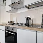 Domusmi Fioravanti Apartment *