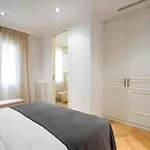 Apartment Sweet Private View