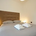 Apartamento Absolute Luxury Home, 15 Minutes Walk San Siro Milão