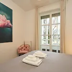 Apartamento Absolute Luxury Home, 15 Minutes Walk San Siro