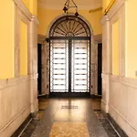 Stylish Walking Distance Duomo Mirable Pm Апартаменты *