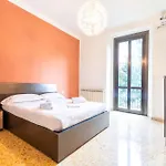 I-host Spacious 2br Near Center Milão