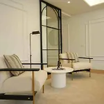Apartment Sweet Private View *