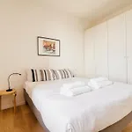 Just Urban - Modern And Strategic 1-br Flat C - Station Apartament *