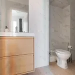 Guesthost - Comfy Ca' Granda Mm5 Apartment *