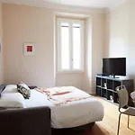 Spacious And Comfortable - Porta Romana Mailand