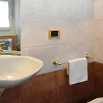 דירה Elegant Luxury In Historic Center - M2