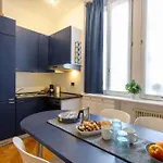 Montevideo, 4 - In The Creative Heart Of * Milão