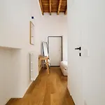 Architect-designed Flat - Lambrate *