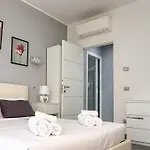 Apartment Family 2br With Balcony, Near Metro Mailand