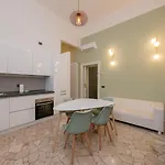 I-host - Bressan 44 Μιλάνο