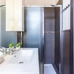 شقة Duomo 5 Min Walk - 2 Bedrooms With Netflix, Wifi *