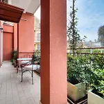 Апартаменты Quiet Terrace Elegante
