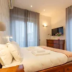 Italianflat - Colonne View - Balcony Retreat - Near Duomo Apartamento