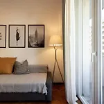 Centrale-duomo 10min - Spacious App - Sleeps 4 Apartamento *