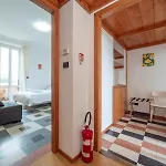 I-host - Vallarsa 22 Appartement Milan