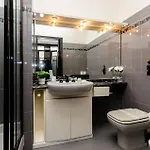 Apartment Dona House Milan
