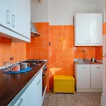 Lejlighed Homelovers Bright And White House Navigli District *