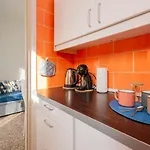 شقة Homelovers Bright And White House Navigli District *