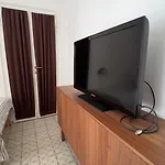 شقة Business