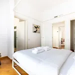 Διαμέρισμα Duomo 15 Min Walk - Historic Center, 4 Bedrooms And 2 Terrace Μιλάνο