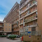 شقة Homelovers Bright And White House Navigli District