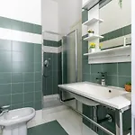 شقة Duomo 15 Min Walk - Historic Center, 4 Bedrooms And 2 Terrace