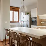 Διαμέρισμα Elegante - 2 Camere, 2 Bagni, Garage E Balcone *