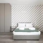 Dhome Pantano - Velasca Tower * Милан
