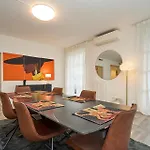 شقة Absolute Luxury Home, 15 Minutes Walk San Siro *