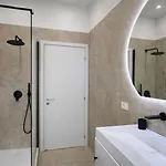 Appartamento Leone 44 Fd Metro Tolstoi *