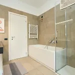 Absolute Luxury Home, 15 Minutes Walk San Siro ميلان