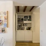 Navigli - Via Vigevano * ميلان