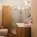 Casa De Amicis - Lakeside L&b 3*