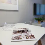 Apartment Contempora - Elvezia Park - One Bedroom E24 Milan