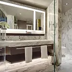 Отель Me By Melia Milan Il Duca 5*