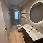 Guesthost - Darsena & Navigli Cosy Flat *
