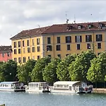 Guesthost - Darsena & Navigli Cosy Flat *