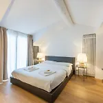 Spacious 3 Bedroom 2 Bathroom Near Metro Crocetta Center 公寓 *