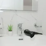 Appartement Self Check-in - 2 Bedrooms - Metro - 1000 Mbps *