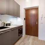 Apartment Porta Venezia Comfortable Milan