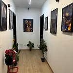 Pensión Underground 3*