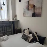 Apartment Liam Gem Navigli Design Milan
