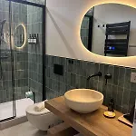 Liam Gem Navigli Design Apartment