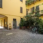 Apartment Casera Loft, Historic Courtyard In Navigli