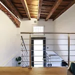 Casera Loft, Historic Courtyard In Navigli Apartment *