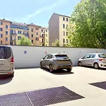 Garden View With Parking - Teodorico Apartamento Milão